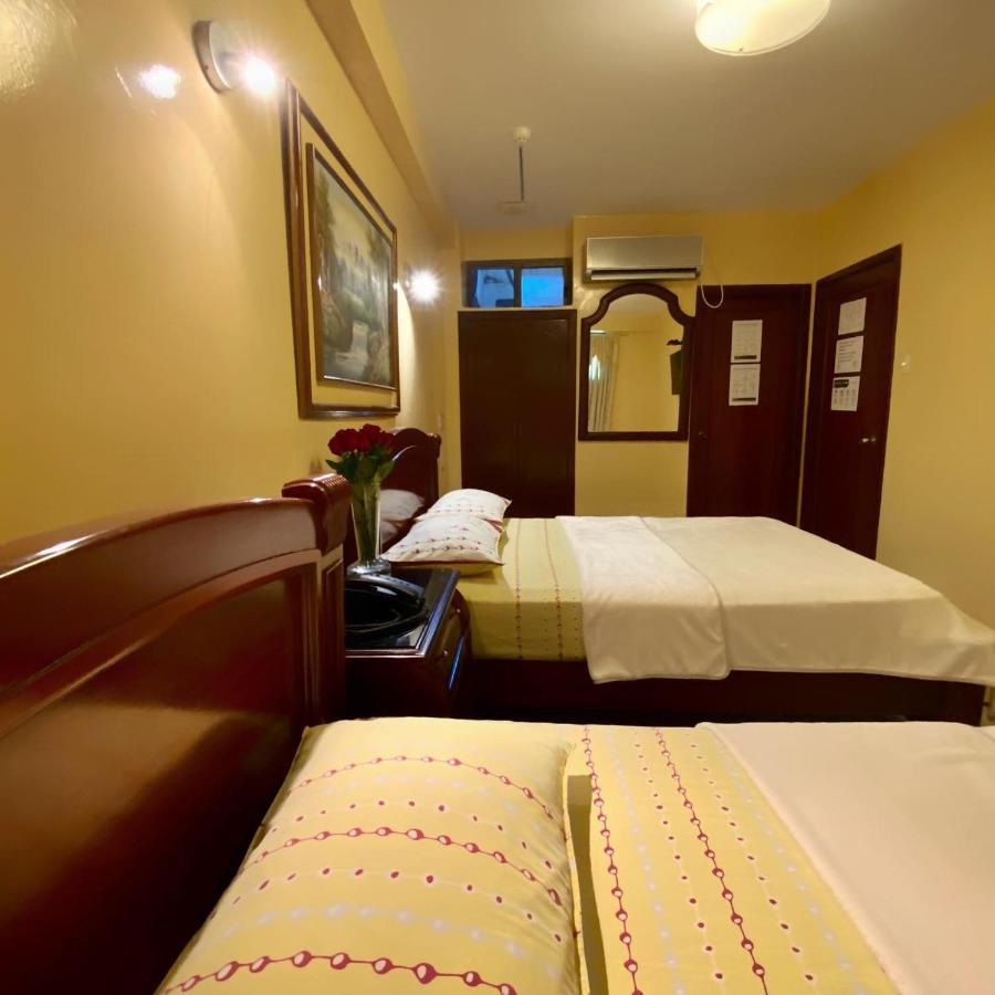 Hostal Montesa Guayaquil Buitenkant foto